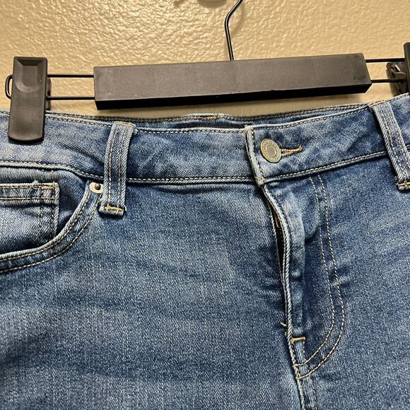 Lucky Brand Low Rise Lolita Skinny Jeans Distressed Stretch Medium Wash Sz 14/32 - Picture 5 of 9